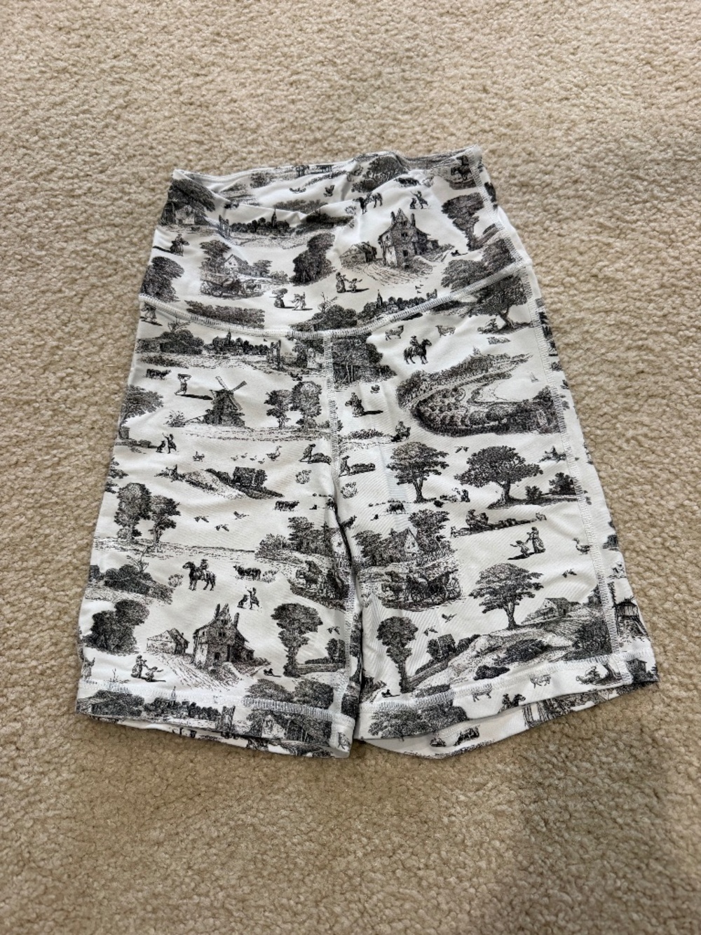 NWOT WeWoreWhat Toile Biker Shorts